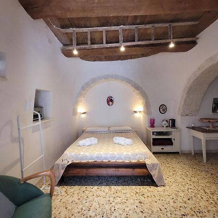 Trulli La Cariola Bed & Breakfast Locorotondo Exterior photo