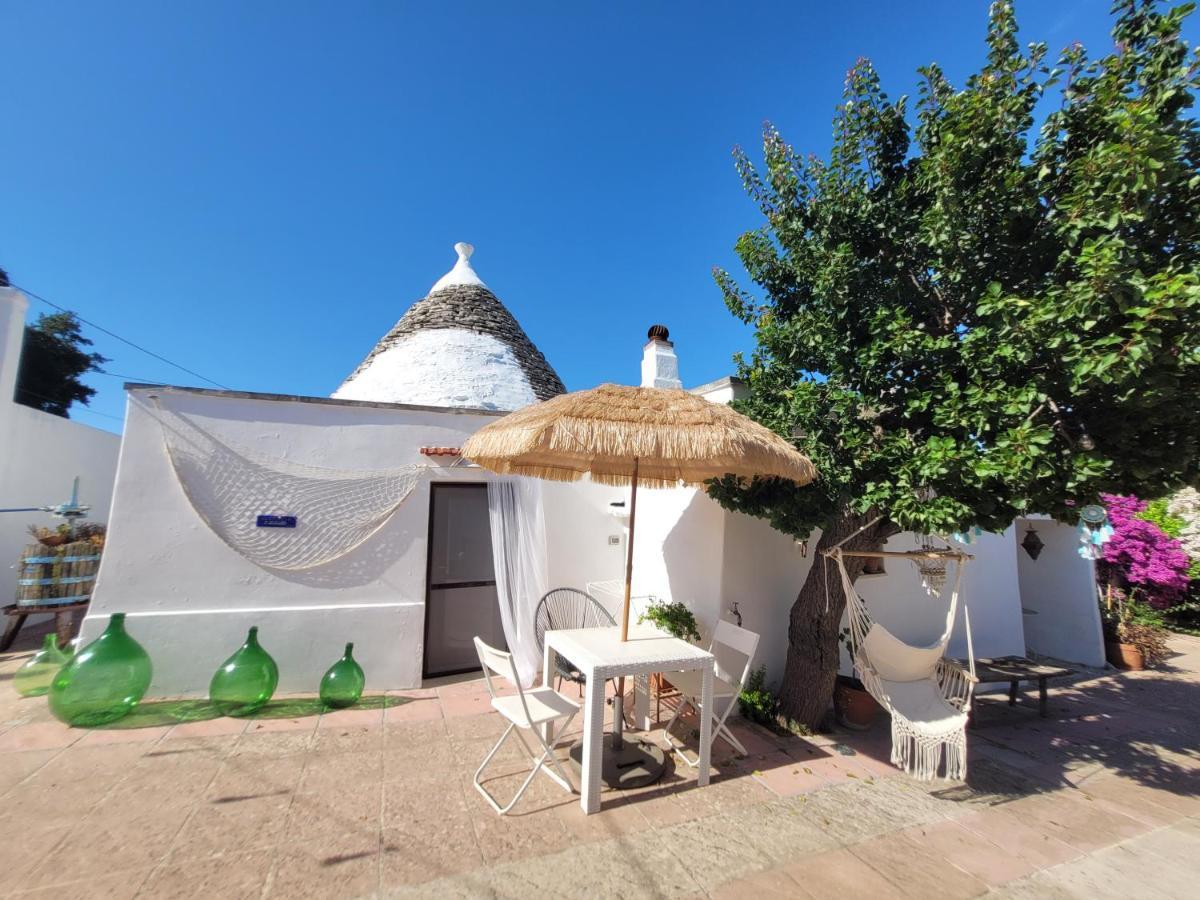 Trulli La Cariola Bed & Breakfast Locorotondo Exterior photo